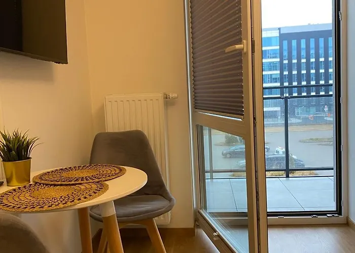 Wiktoryn 6a! 1 Pokojowe Mieszkanie! شقة وارسو